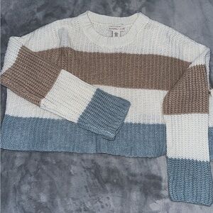 knit cropped sweater